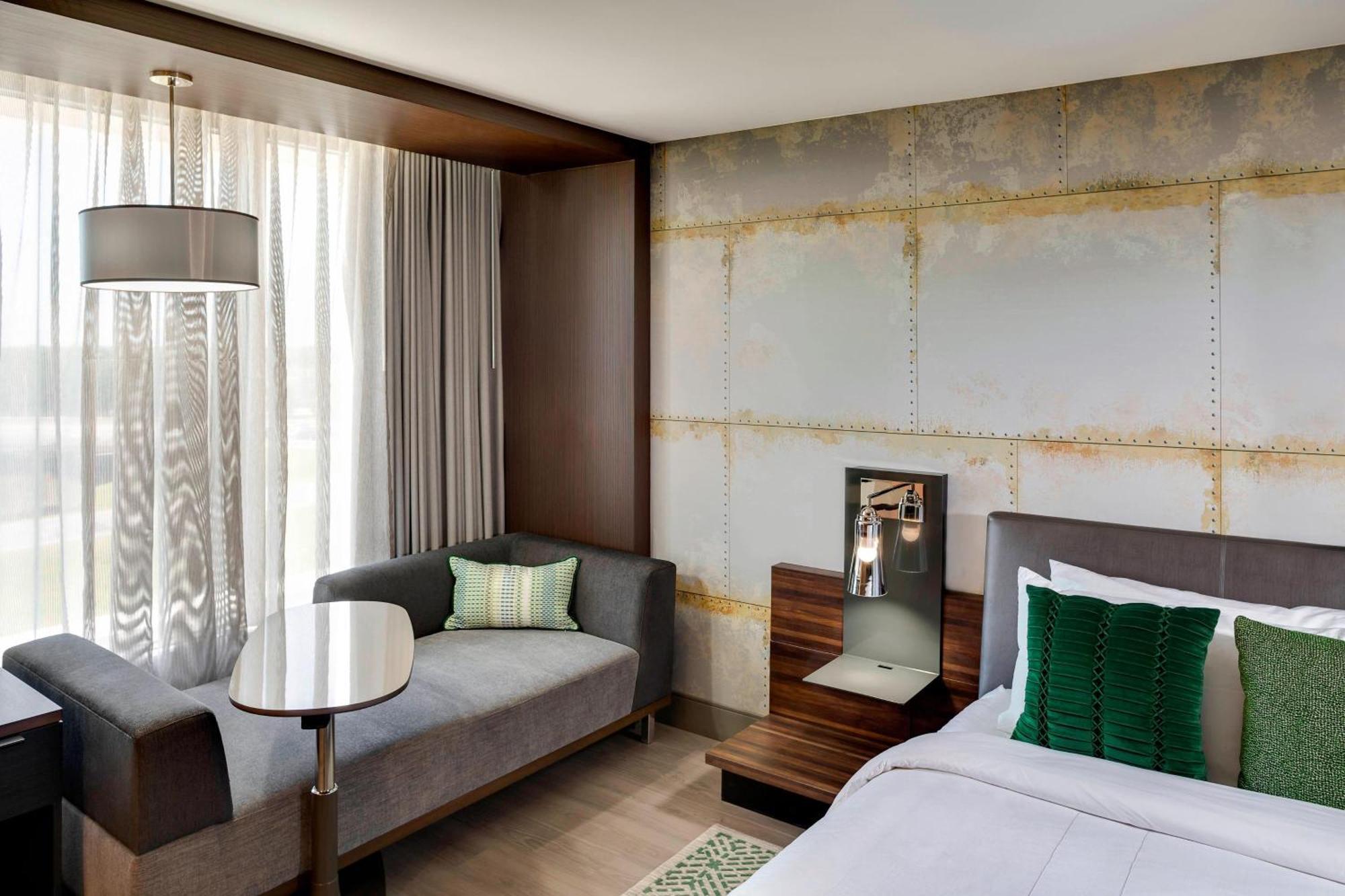 Отель North Charleston Marriott Экстерьер фото