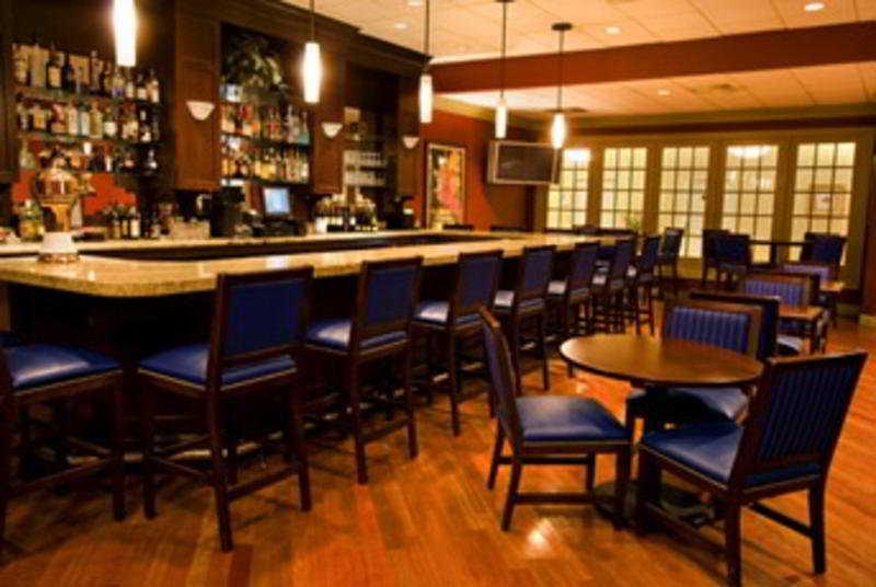 Отель North Charleston Marriott Экстерьер фото